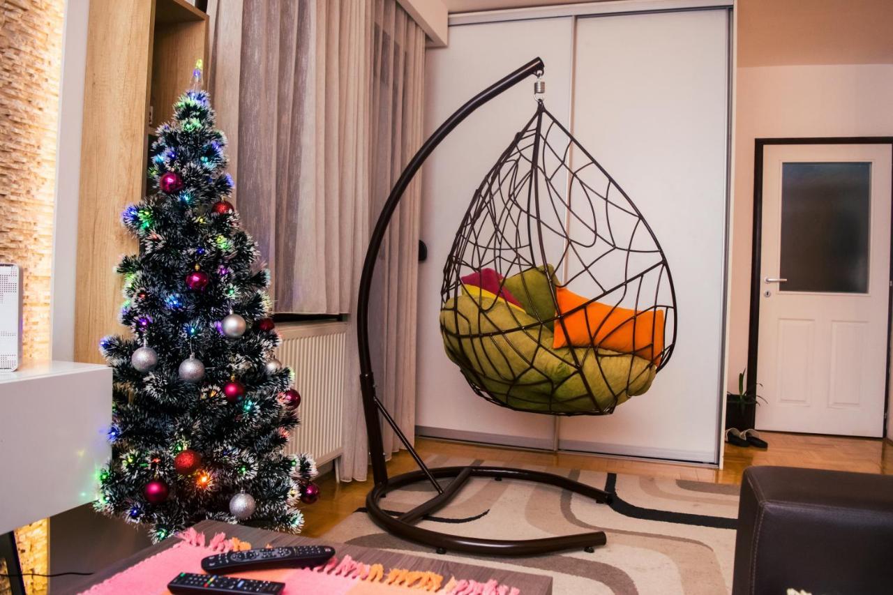 Apartment Aleksija Ni エクステリア 写真
