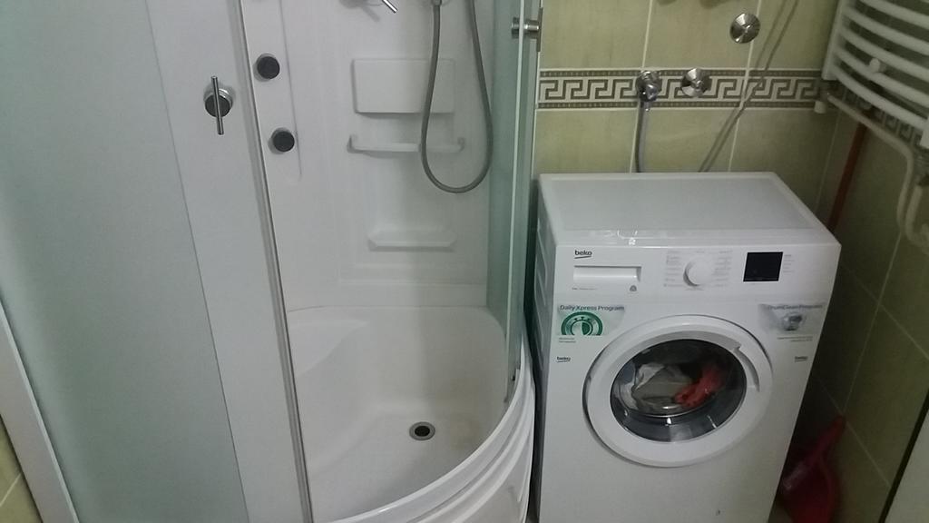 Apartment Aleksija Ni エクステリア 写真