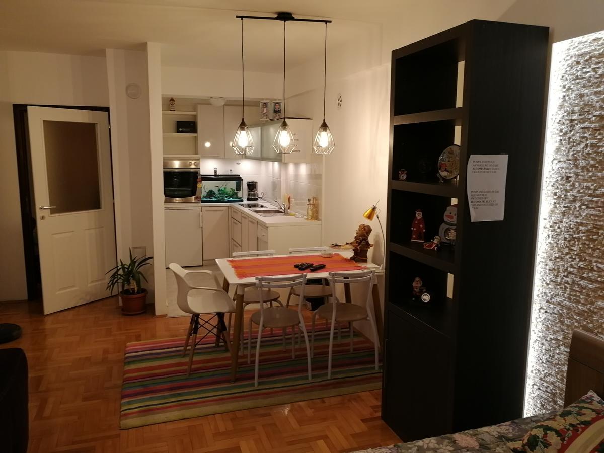 Apartment Aleksija Ni エクステリア 写真