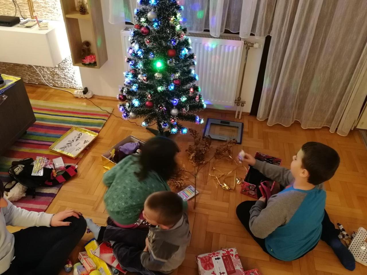 Apartment Aleksija Ni エクステリア 写真